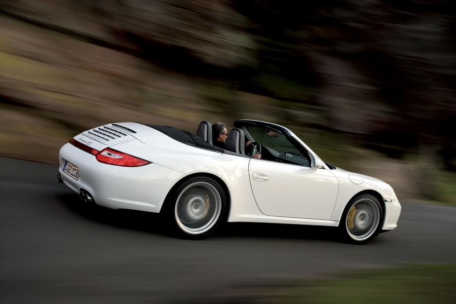  Porsche 911 Carrera 4S Cabriolet 2010 года  (фото 5 из 9)